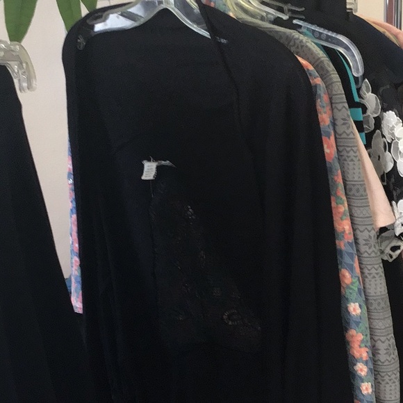 Random designer brand this whole rack of 14 - Picture 2 of 5